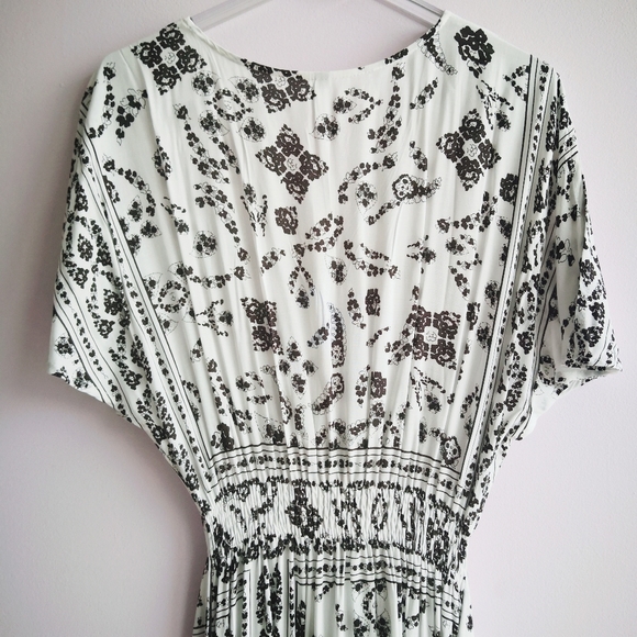 MILUMIA Boho Tie-Waist Vintage Print Maxi Dress - Picture 5 of 7